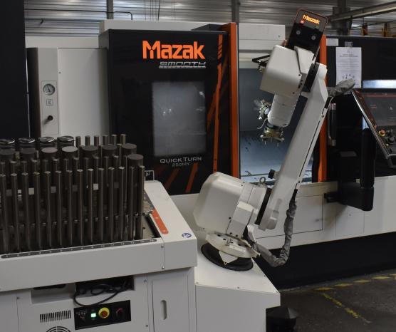 Centre d'usinage 4 axes avec robot articulé